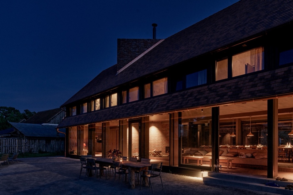 MICHELBERGER FARM by Sigurd Larsen Architects