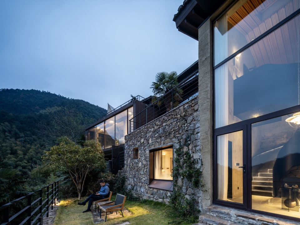 Songyang Stray Birds Art Hotel Meng Fanhao line studio