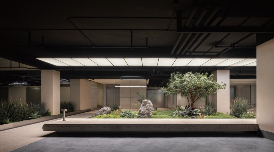 mova teachers innovation center by opus