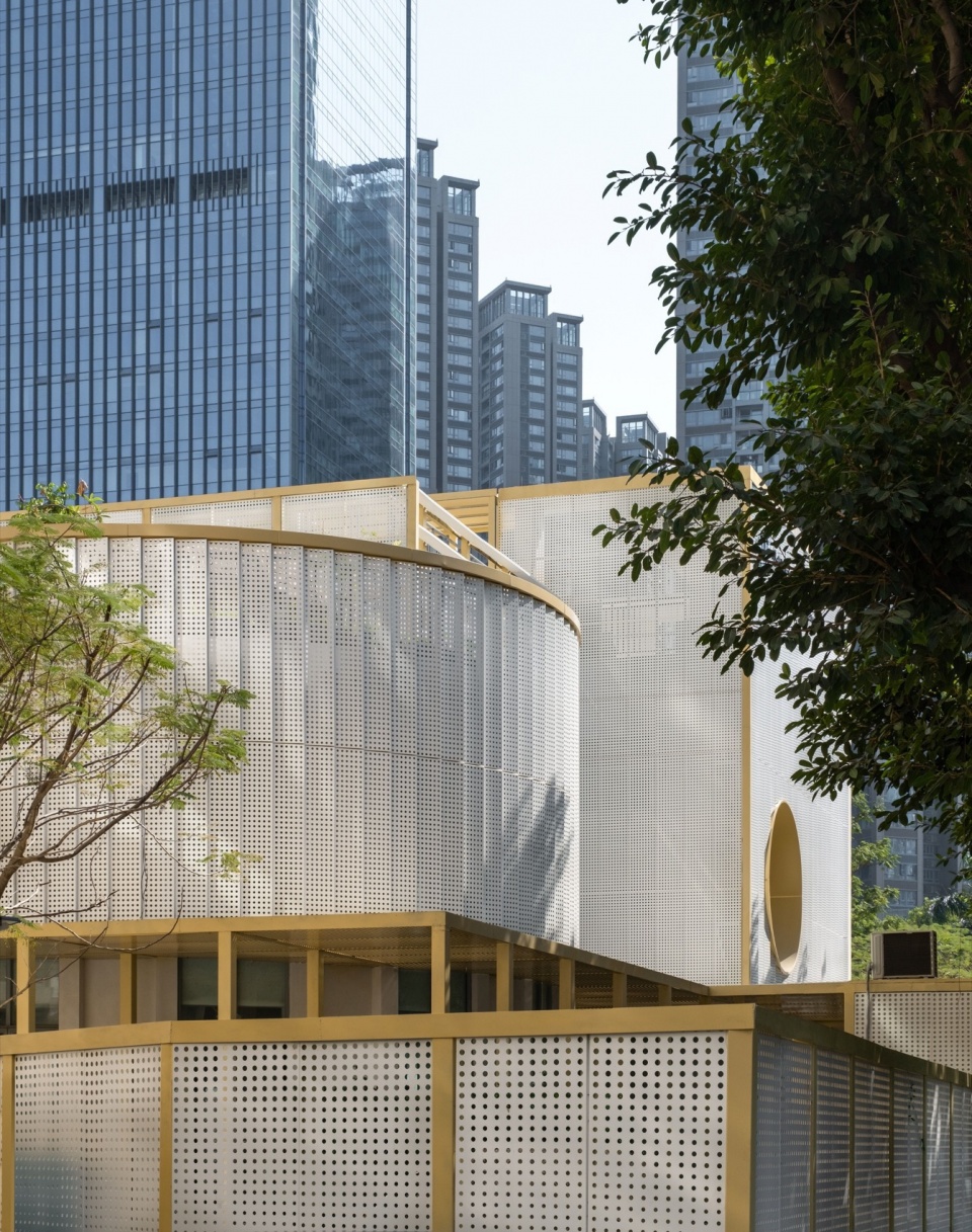 街道视角 ©张超 Childrens Home Haibei Kindergarten Renovation DJX Design