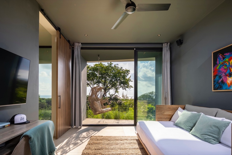 Makai Villas by Studio Saxe