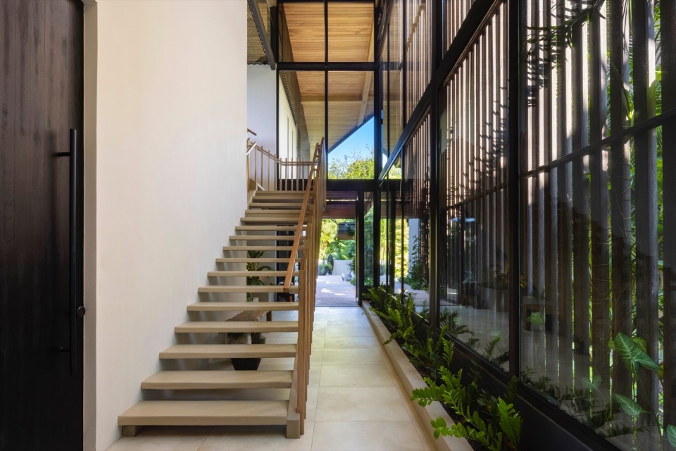 Makai Villas by Studio Saxe