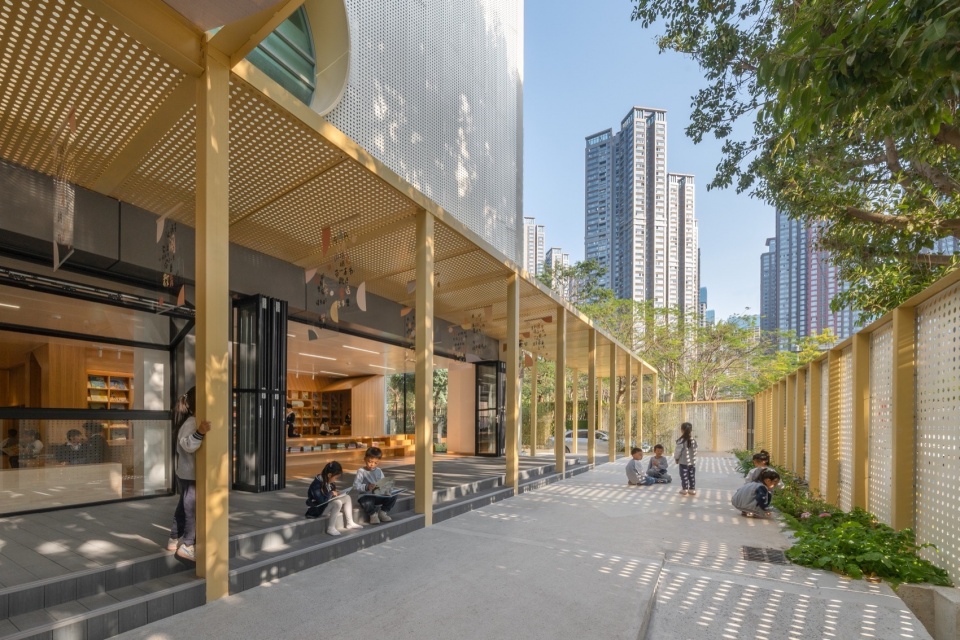 活动庭院 ©张超 Childrens Home Haibei Kindergarten Renovation DJX Design