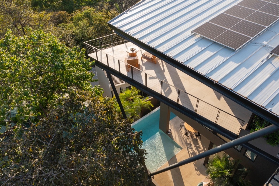 Makai Villas by Studio Saxe