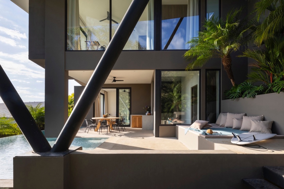 Makai Villas by Studio Saxe