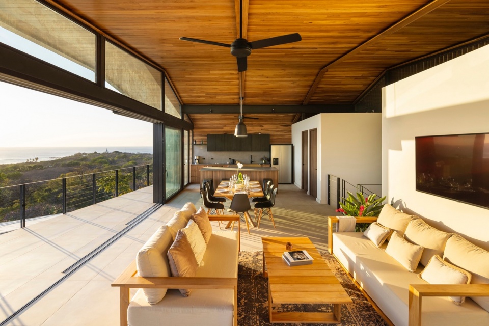 Makai Villas by Studio Saxe
