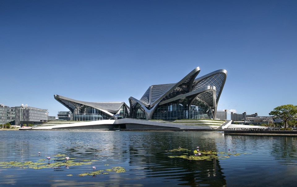 ZHA Zhuhai Jinwan Civic Art Centre ┬®CAT OPTOGRAM STUDIO