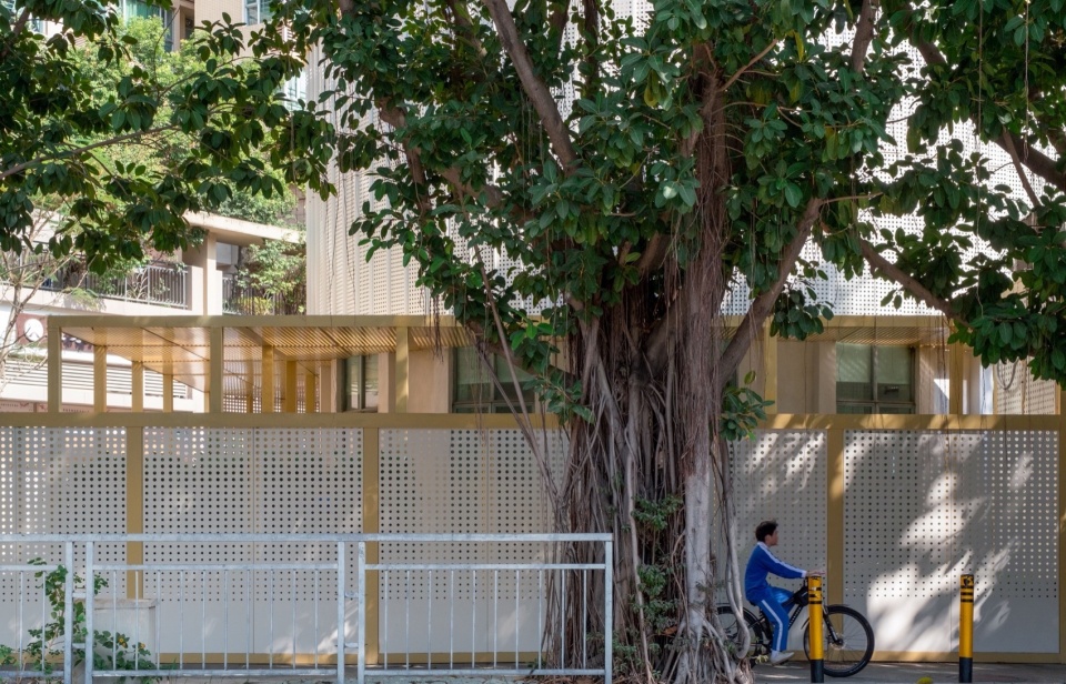 街道视角 ©张超 Childrens Home Haibei Kindergarten Renovation DJX Design