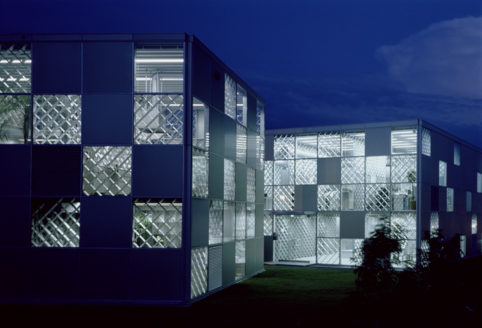 Ecoms House 1
