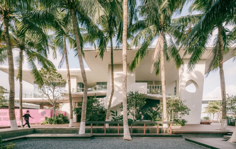 The CAPE Commercial District China by DL atelier