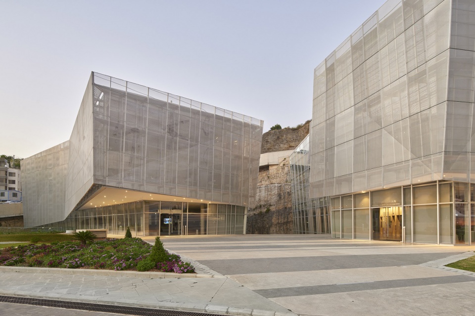 j g jabbra library and r nassar central administration by atelier pagnamenta torriani
