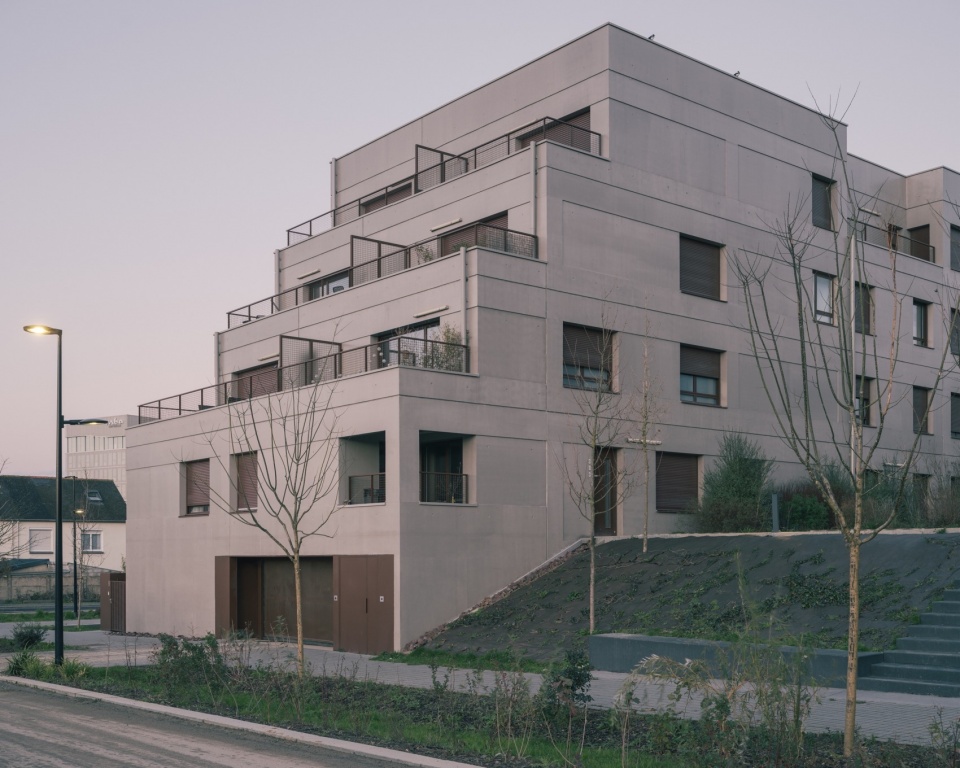The Aviator by ALTA architectes urbanistes