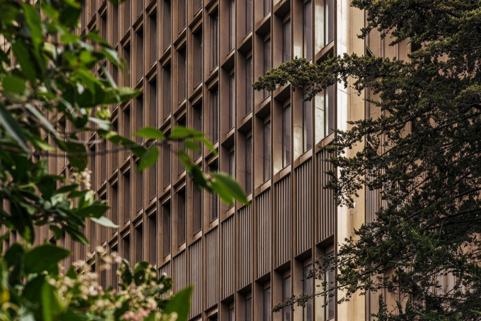 engineering laboratories at pontificia universidad javeriana by juan pablo ortiz taller architects