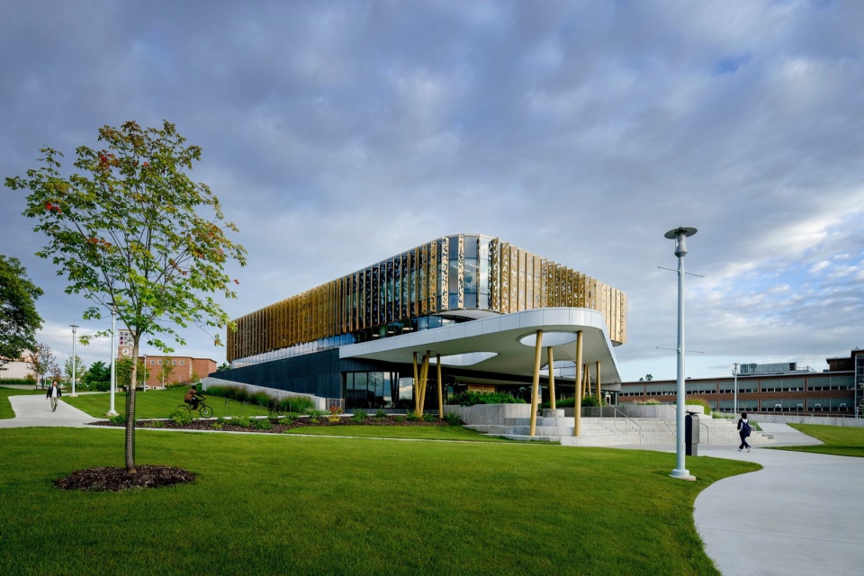 western michigan university student center by cannondesign