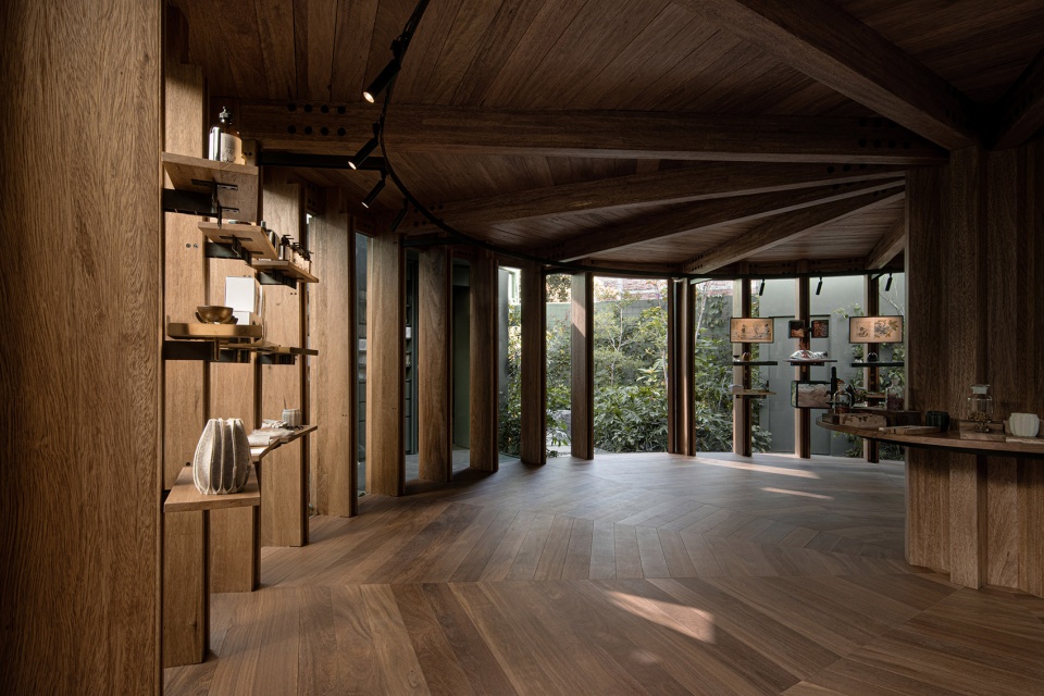 xinu marsella by esrawe studio cadena