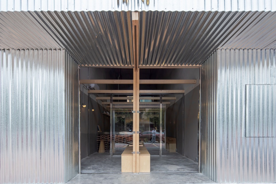 Community Coffee China by NEMEArchitects