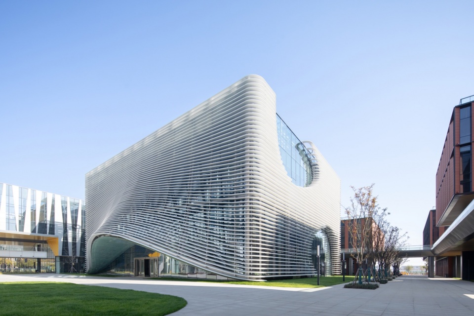Shanghai Lingang High Live Fun Innovation Complex Phase III by FTA group GmBH
