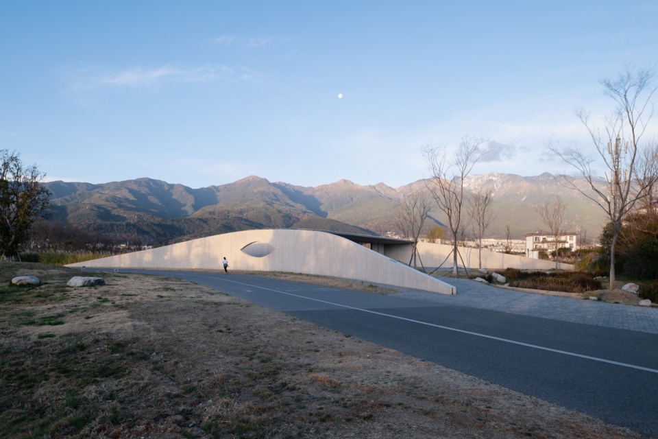 jiapeng village service station by zhaoyang architects
