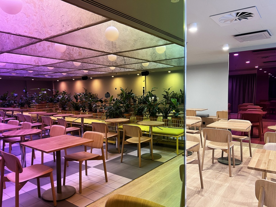 hobo hotel by studio aisslinger
