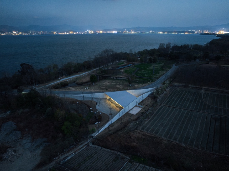 jiapeng village service station by zhaoyang architects