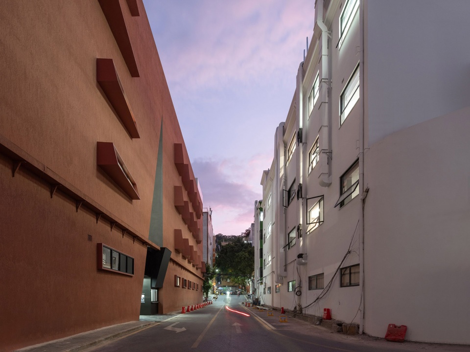 the renovation of 7 and 8 buildings in dongcai industrial park by atelier diagonal