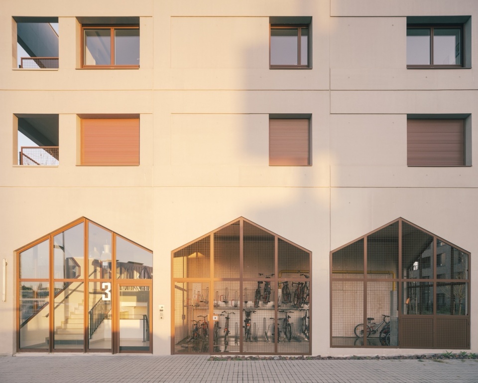 The Aviator by ALTA architectes urbanistes