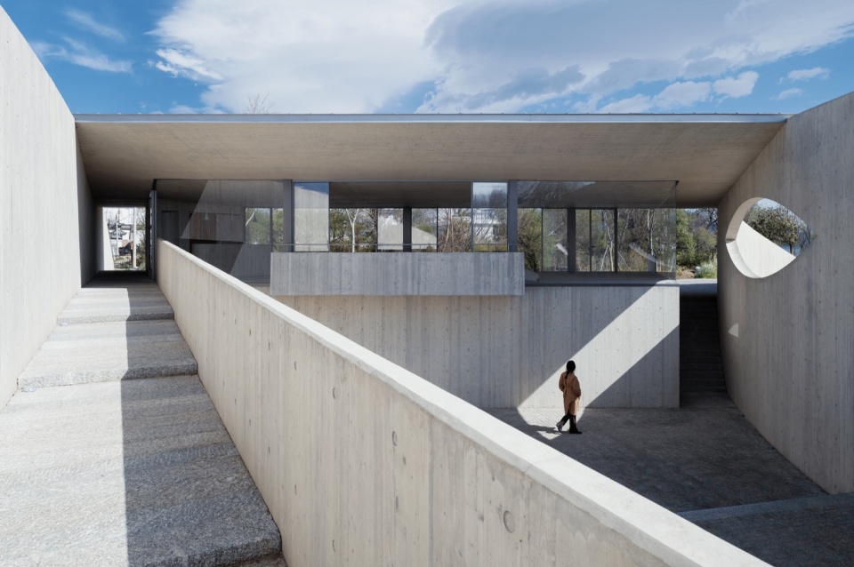 jiapeng village service station by zhaoyang architects