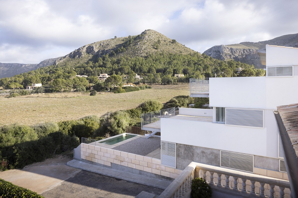 mk residence by mateo arquitectura