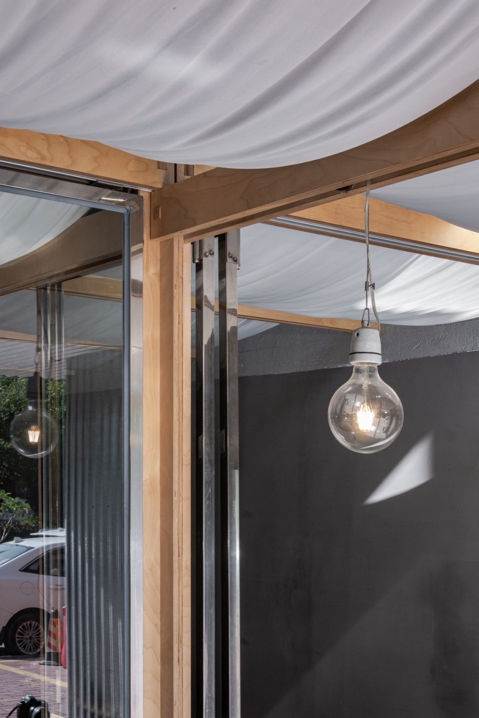 Community Coffee China by NEMEArchitects