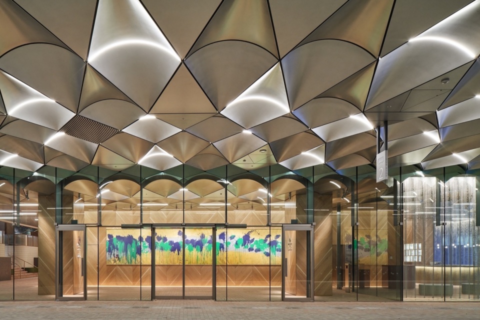 TOKYU KABUKICHO TOWER Yuko Nagayama and Associates