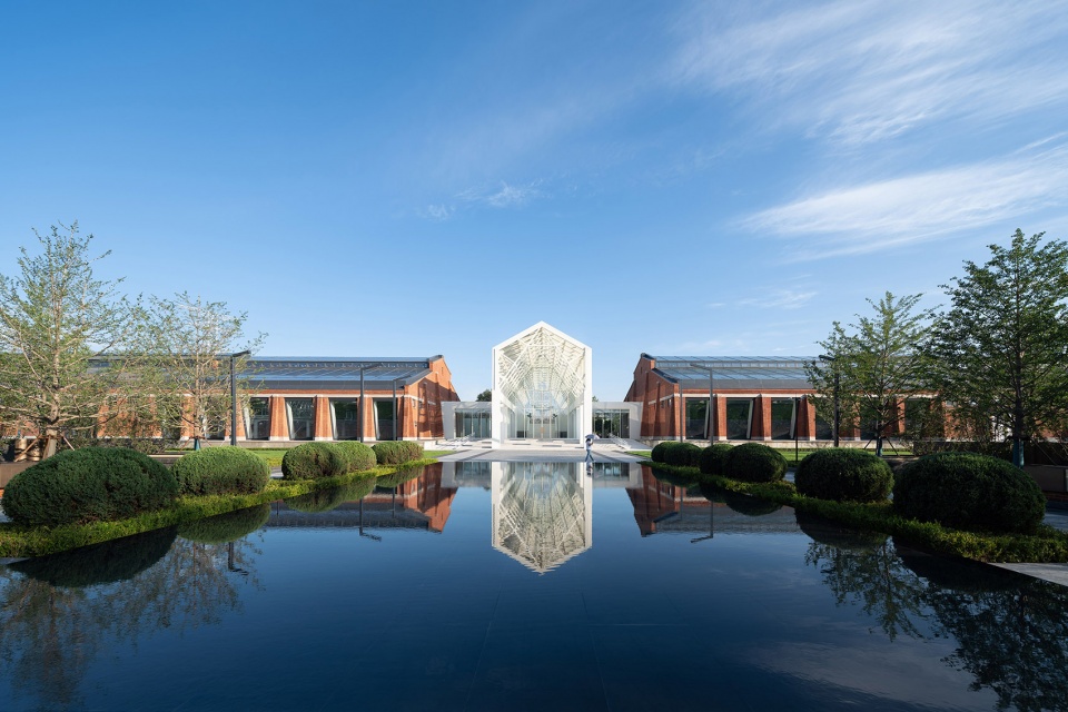 revitalization of shenyang dongmaoku no 2 warehouse by urbanus