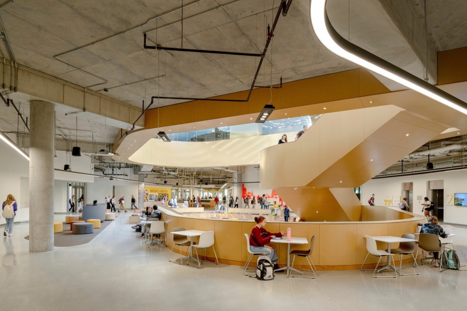 western michigan university student center by cannondesign