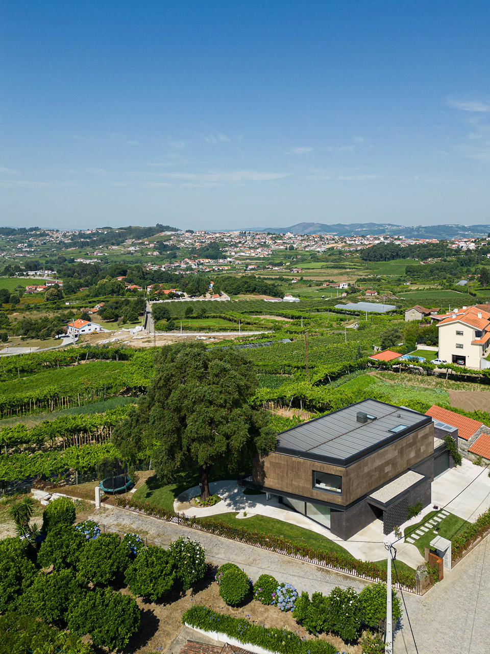 casa do sobreiro by skemba studio