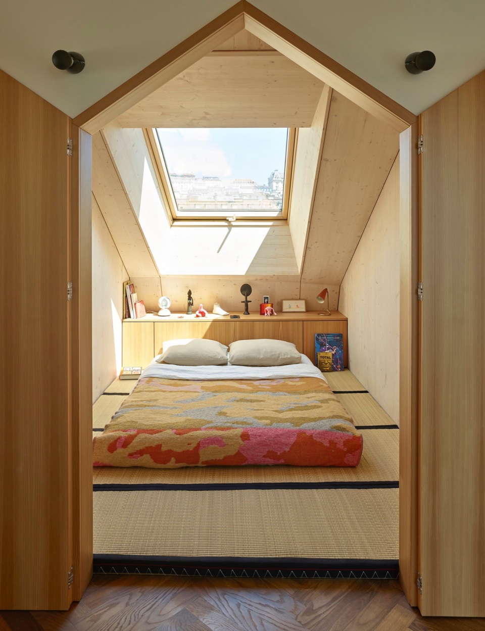 dapples by local architecture