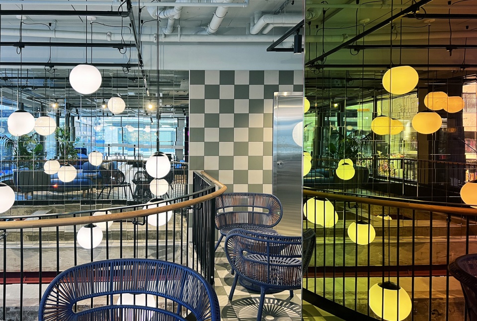hobo hotel by studio aisslinger
