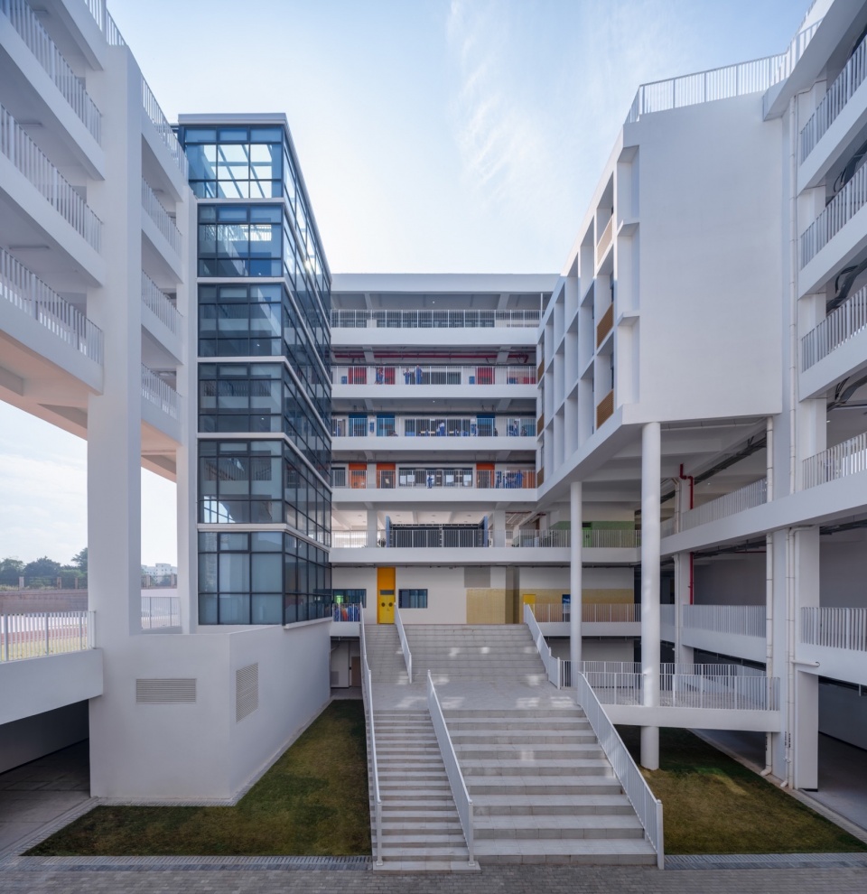 Fucheng Experimental School of Longhua District, Shenzhen by The 