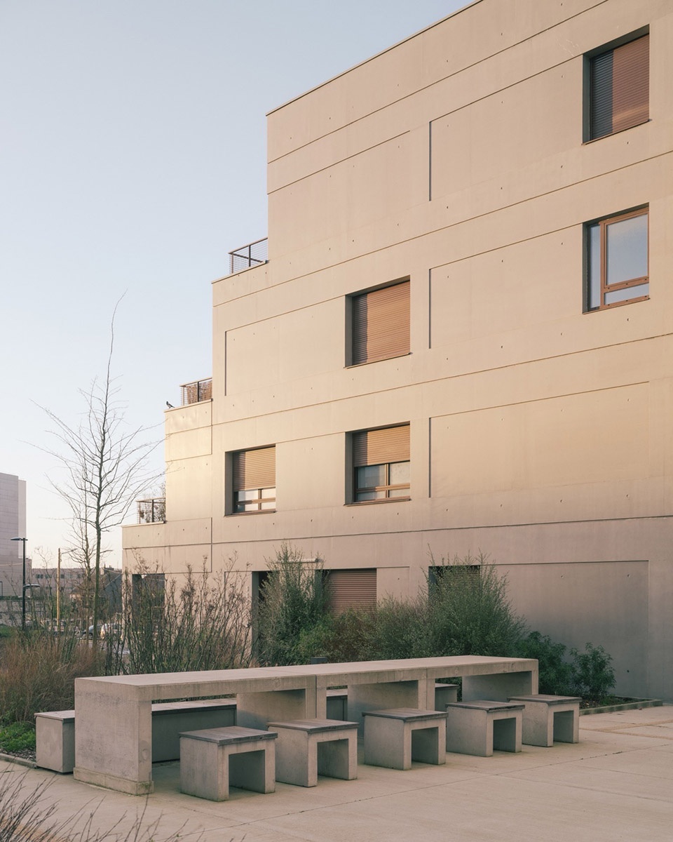 The Aviator by ALTA architectes urbanistes