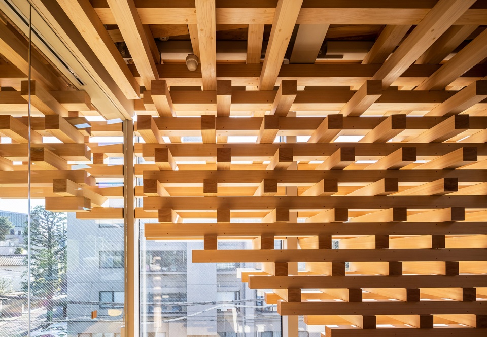 aeaj green terrace by kengo kuma and associates