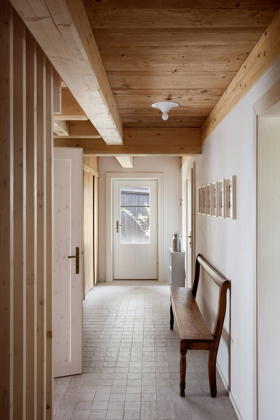 cottage two sisters by studio projectica