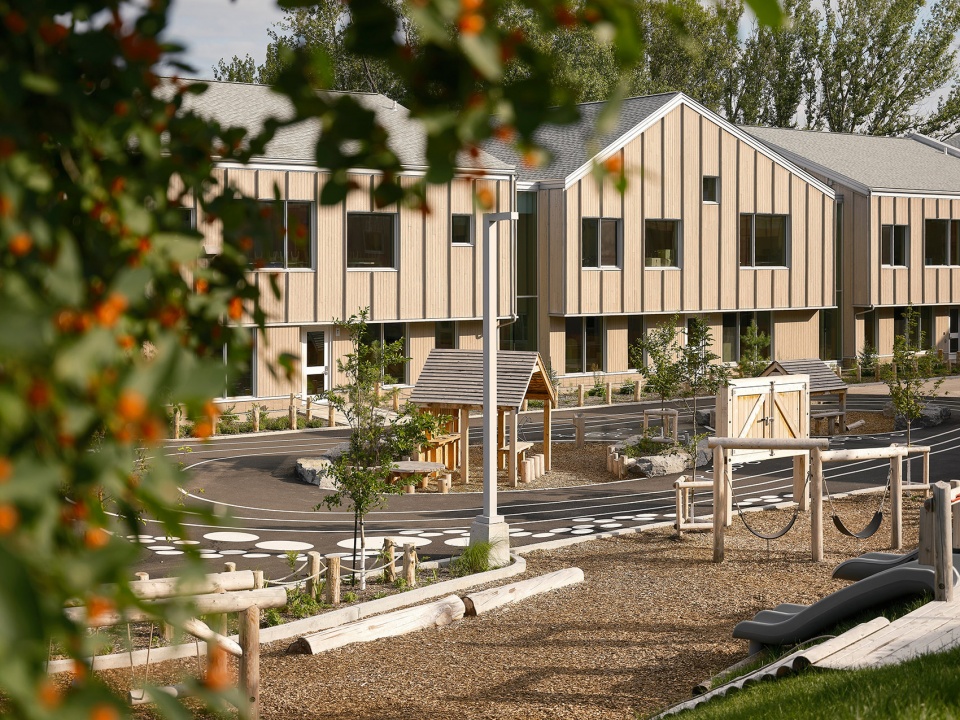 ecole de letincelle by consortium agence spatiale appareil architecture bgla architecture