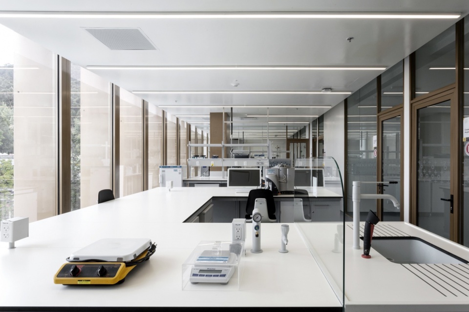 engineering laboratories at pontificia universidad javeriana by juan pablo ortiz taller architects
