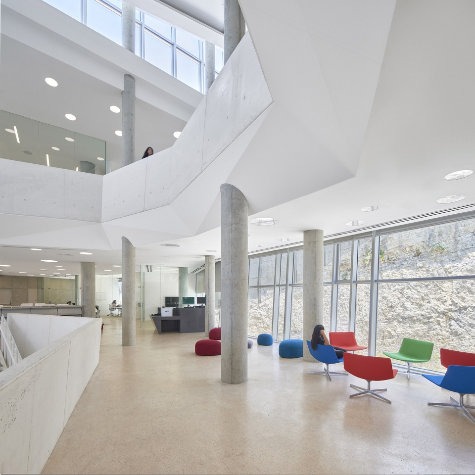 j g jabbra library and r nassar central administration by atelier pagnamenta torriani