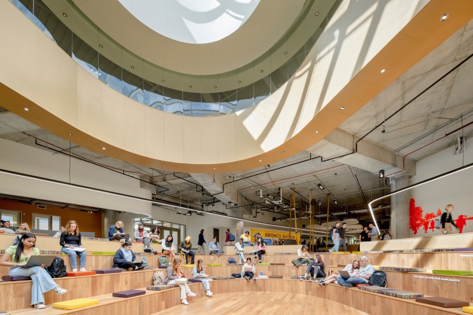 western michigan university student center by cannondesign