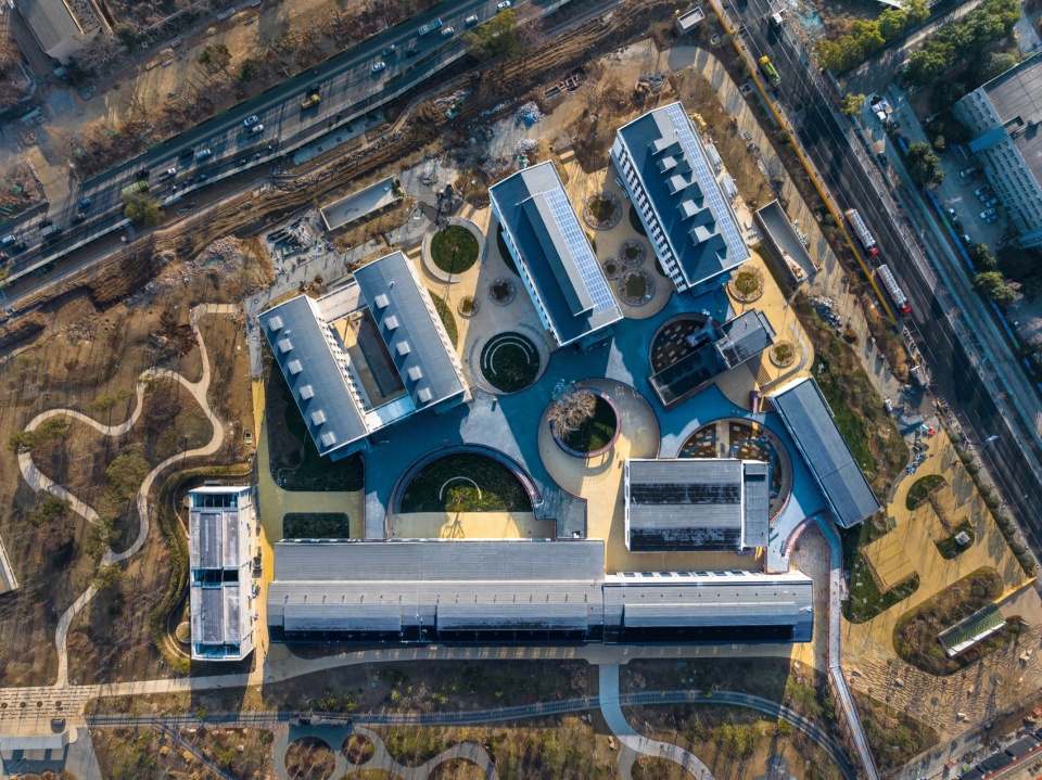 Hanggang Site Park Project China by Jiakun Architects