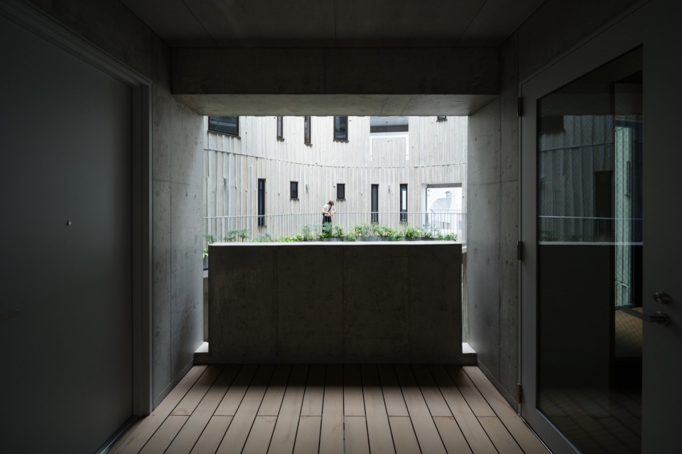 Tenjincho Place by Hiroyuki Ito Architect