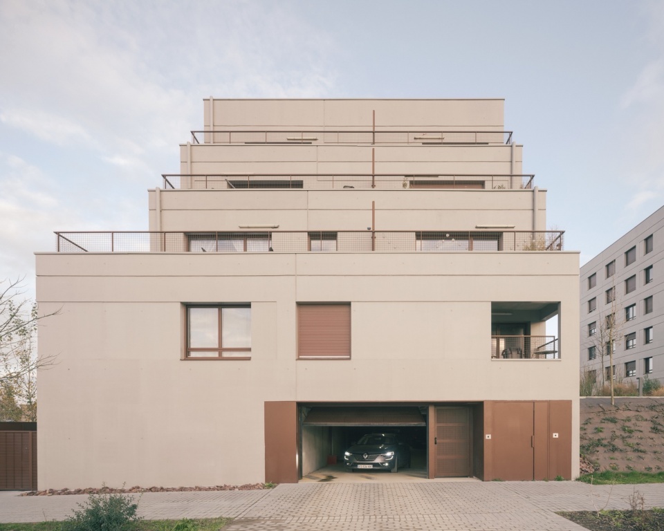 The Aviator by ALTA architectes urbanistes