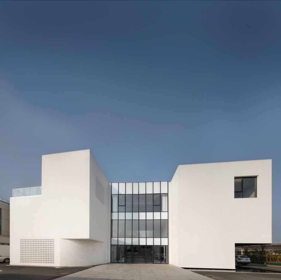 longyuan ceramic center by cas