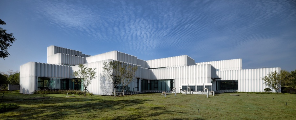 nanyang world rose grand view garden scientific research building design by atelier folie