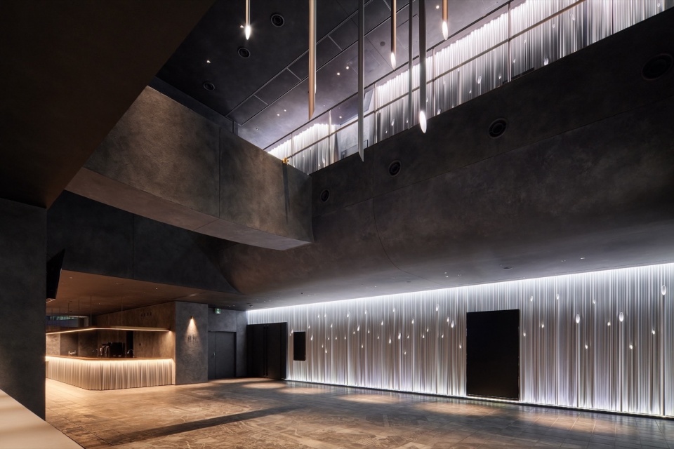 TOKYU KABUKICHO TOWER Yuko Nagayama and Associates