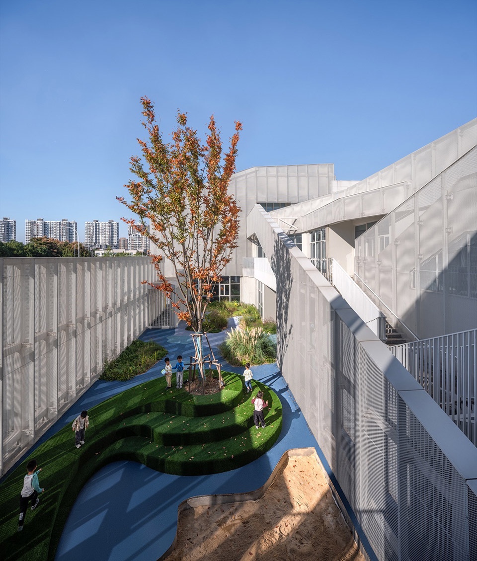 Wuxi Heyun Kindergarten Design China by STWD
